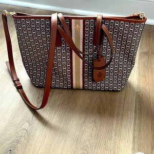 EUC Tory Burch Gemini Link Tote